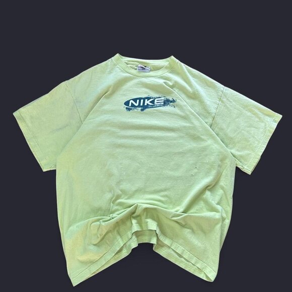 Vintage 90s Green Nike T-Shirt - Picture 1 of 6